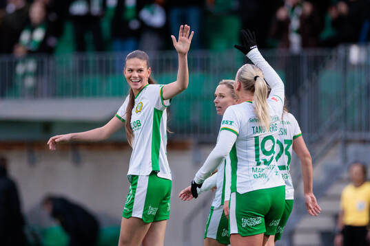 Hammarbys Bella Andersson jublar