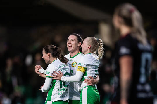 Hammarbys Emma Westin jublar