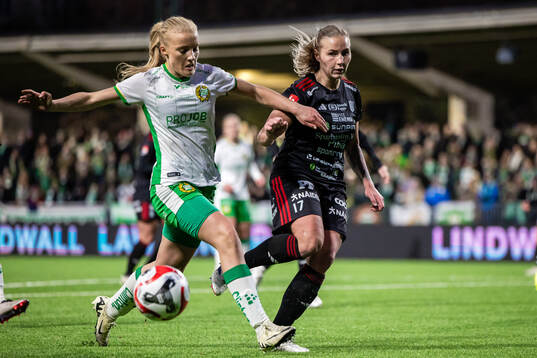Hammarbys Smilla Holmberg och Piteås Selina Henriksson