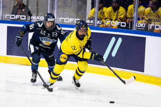 Julia Liikala of Finland against Maja Nylén-Persson of