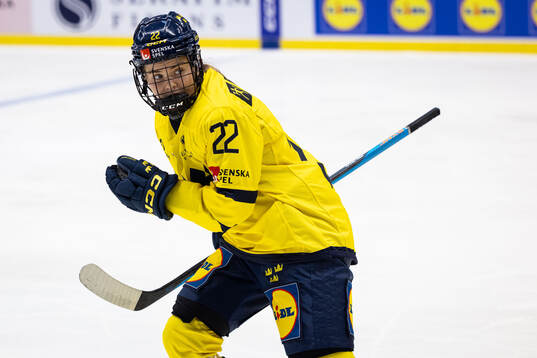 Hanna Thuvik of Sweden celebrates