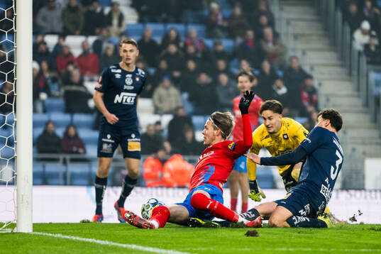 Helsingborgs Taylor Silverholt gör 1-0