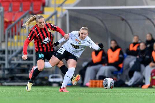 Brommapojkarnas Klara Andrup och Häckens Johanna