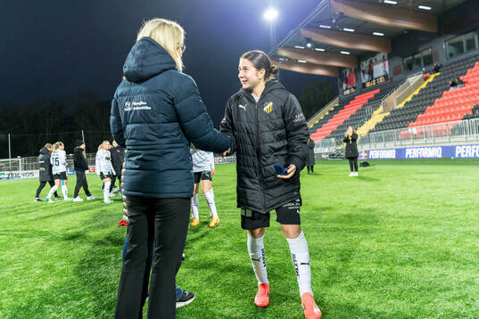 Häckens Ruby Grant tilldelas silvermedalj