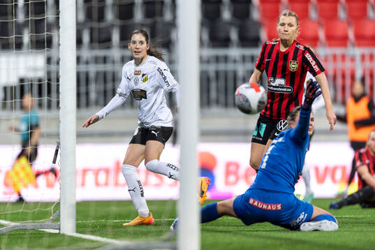 Häckens Clarissa Larisey