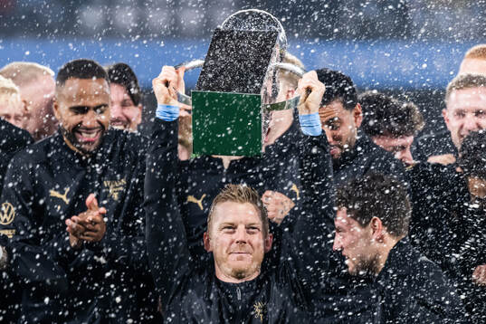 Malmö FFs Anders Christiansen jublar med Lennart