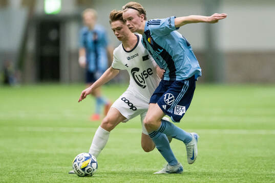 Vikings Dennis Gjose Monsvik och Djurgårdens Melker