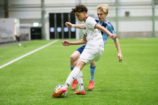 Vikings Elias Dahman och Djurgårdens Hannes Hyllenbom