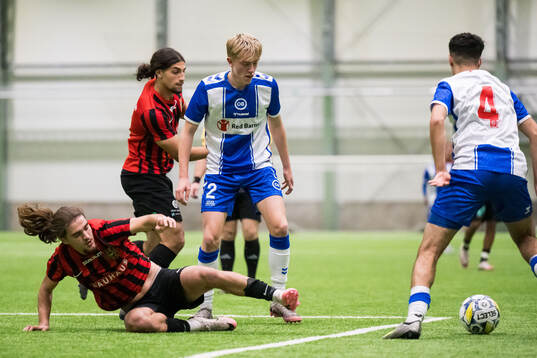 Brommapojkarnas Leart Krasniqi och Odenses Noah Damse