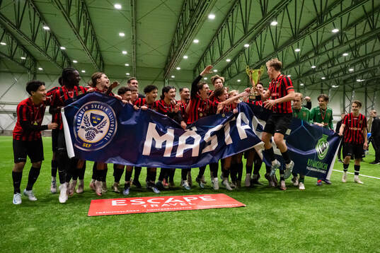 Brommapojkarnas spelare jublar