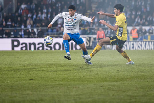 Värnamos Luke Le Roux och Elfsborgs Ahmed Qasem