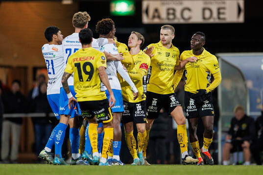 Tumult bland spelare