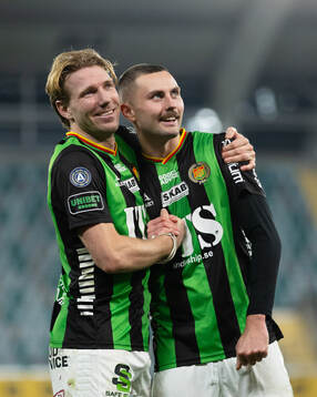 GAIS Alexander Ahl Holmström och Axel Norén  jublar