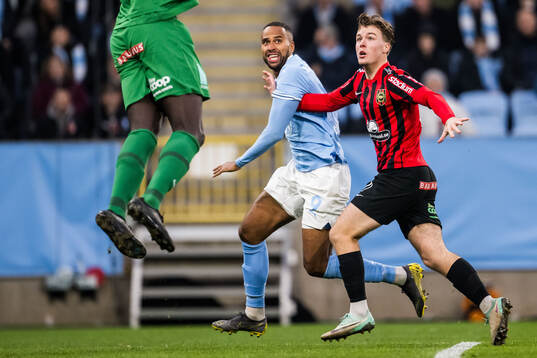 Malmö FFs Isaac Kiese Thelin och Brommapojkarnas Kaare