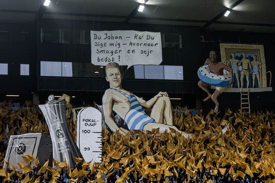Malmö FFs supportrar med ett tifo