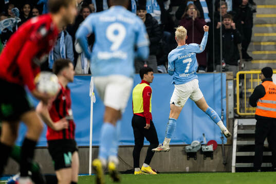 Malmö FFs Otto Rosengren jublar