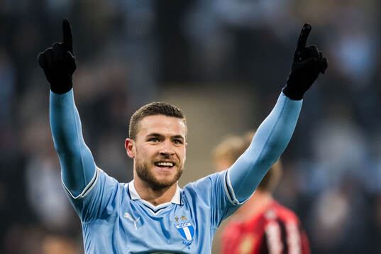 Malmö FFs Gabriel Busanello jublar