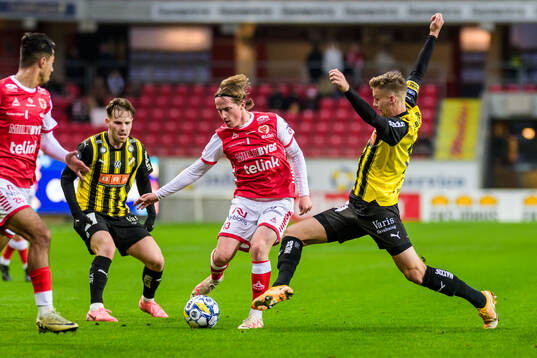 Kalmars Johan Karlsson och Häckens Samuel Leach Holm