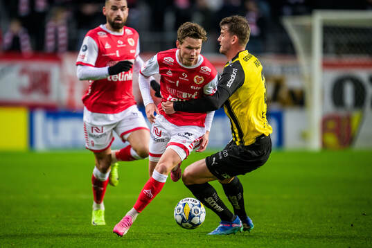 Kalmars Max Svensson och Häckens Johan Hammar