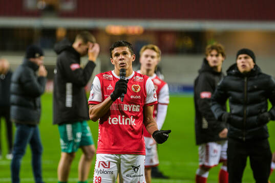 Kalmars Romario Pereira Sipiao deppar