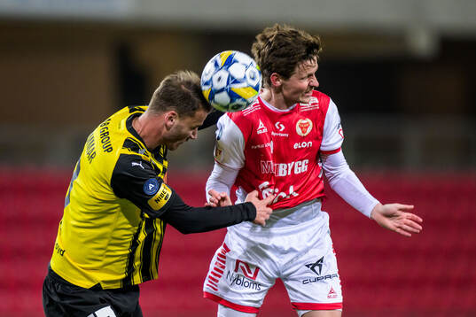 Häckens Johan Hammar och Kalmars Max Svensson