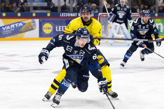 Lassi Thomson of Finland and Emil Pettersson of Sweden