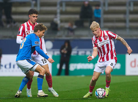 KONGENS LYNGBY, DENMARK - NOVEMBER 10: Melker Widell of AaB
