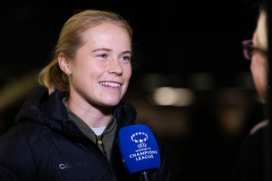 Julie Blakstad of Hammarby talking to media