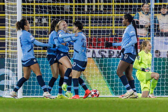 Players of Manchester City celebrate