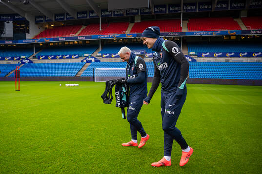 Aron Dønnum and Jørgen Strand Larsen of the Norwegian
