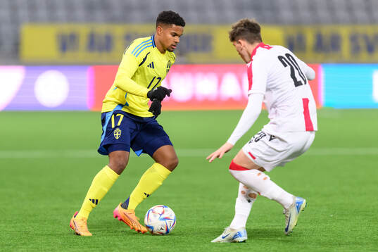 Santino Samuyiwa of Sweden