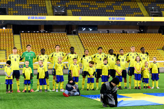 Viggo Jeppsson, goalkeeper William Nieroth Lundgren,