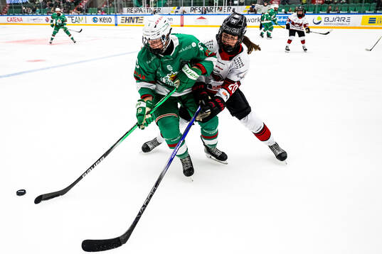 Rögles Amalie Andersen och Malmö Redhawks Silke Glud
