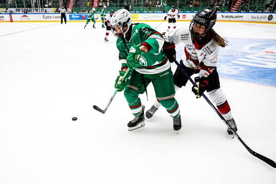 Rögles Amalie Andersen och Malmö Redhawks Silke Glud
