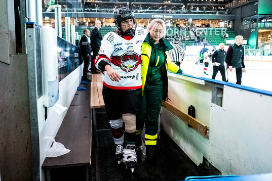 Malmö Redhawks Annelie Zander får vård
