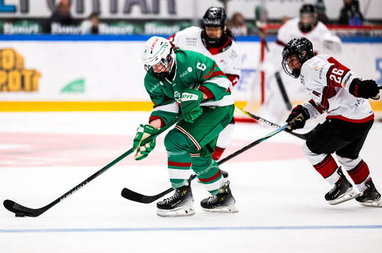 Rögles Margot Huot-Marchand och Malmö Redhawks Annie