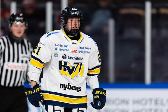HV71s Amanda Andersson