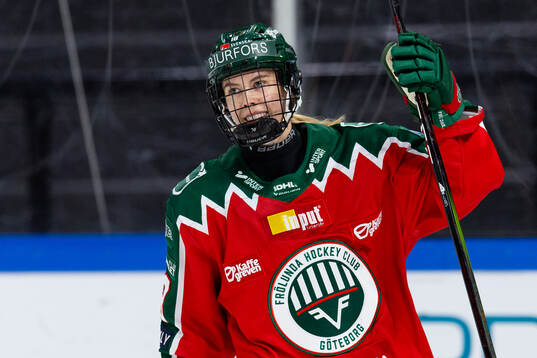 Frölundas Elisa Holopainen jublar