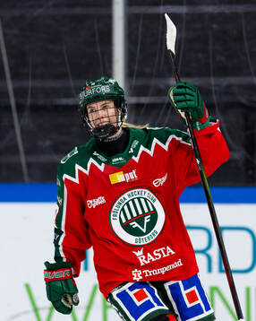 Frölundas Elisa Holopainen jublar