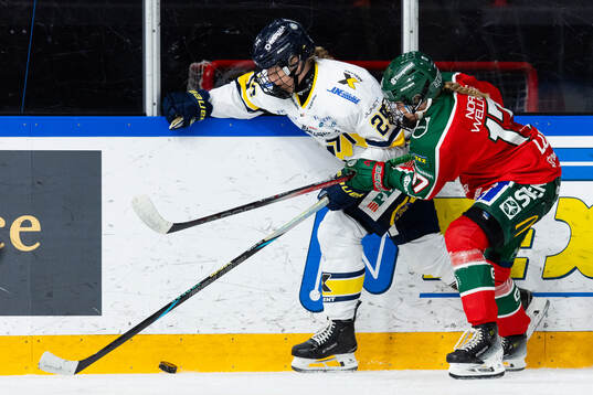 HV71s Alva Johansson och Frölundas Sofie Lundin