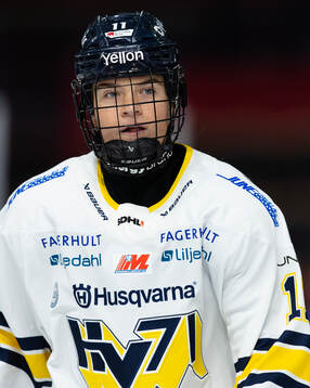 HV71s Alva Solberg