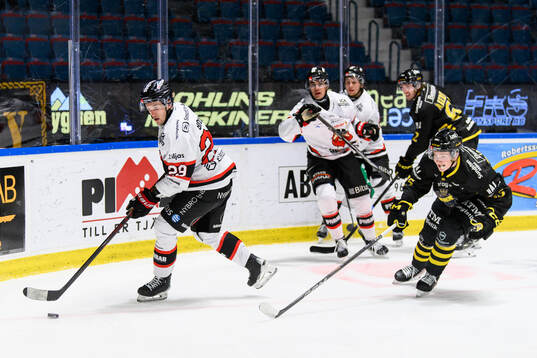 Nybro Vikings Louis Boudon och AIKs Theo Hårdstam