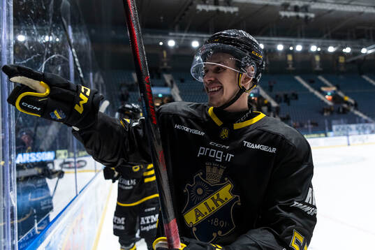 AIKs Albert Sjöberg jublar