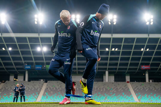 Bläddra bland fler bilder av Football, Nations League, Norway, training