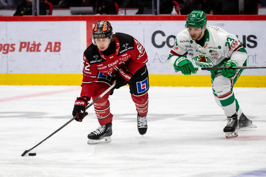 Örebros Robert Leino och Rögles Josh Dickinson 2under