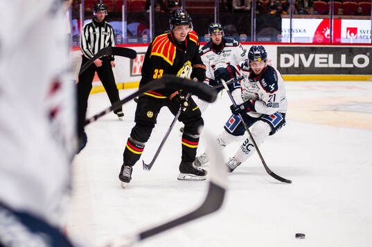 Brynäs Jakob Silfverberg och Linköpings Christoffer Ehn