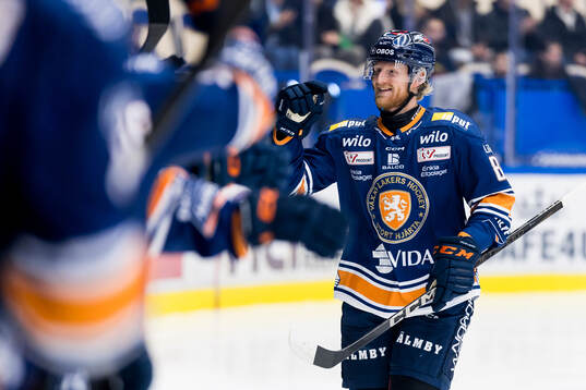 Växjös Joachim Blichfeld jublar