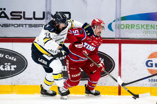 HV71s Sean Day och Timrås Anton Lander