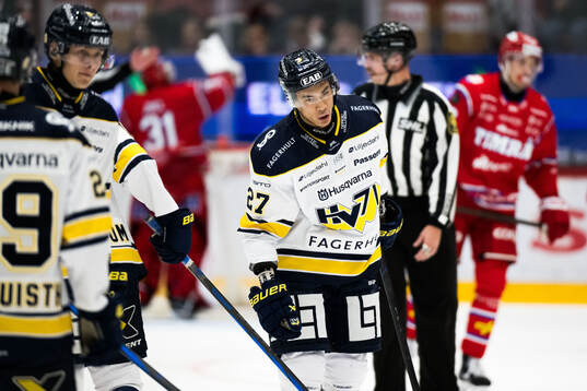 HV71s Jonathan Ang