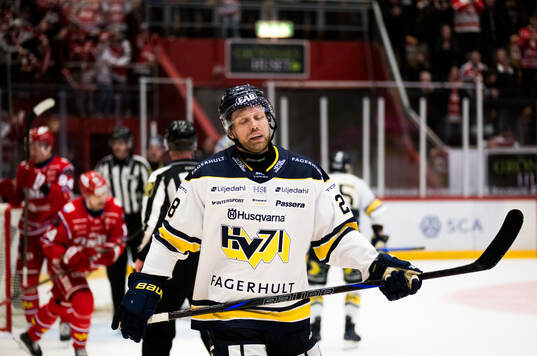 HV71s John Nyberg deppar